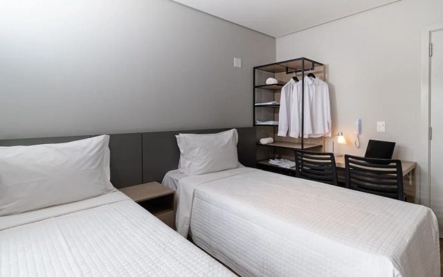 EZ Moema Hotel
