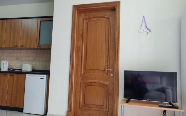 Comfortable Apartment Very Close To Ghadira Bay
