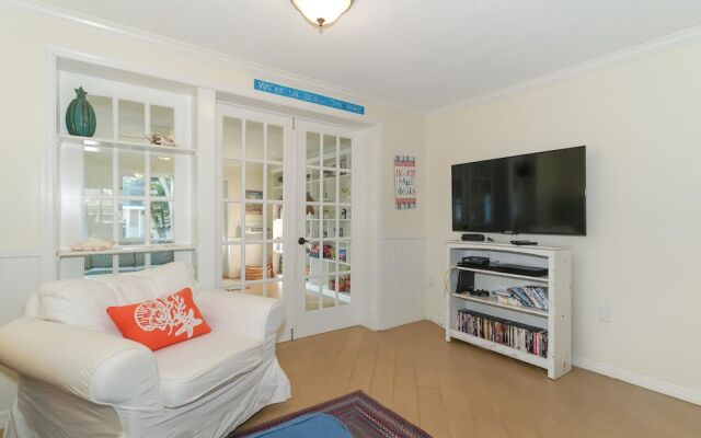 Angelfish Apartment 3