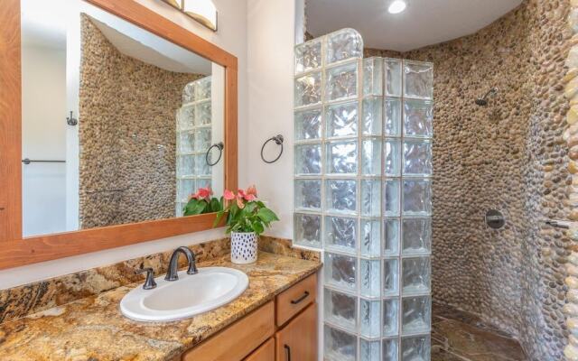 Pohaku 4 Bedroom Home
