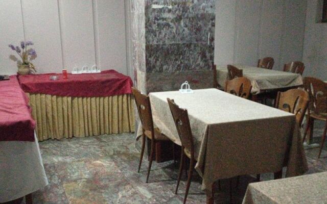 Suhuf Otel