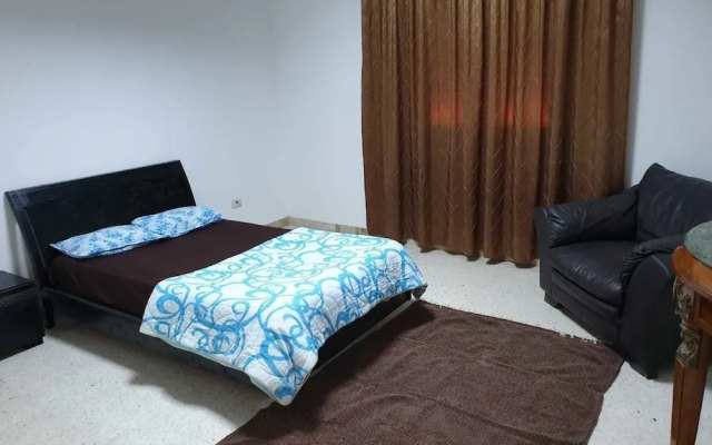 Amazing 3 bedroom flat 2min to the beach