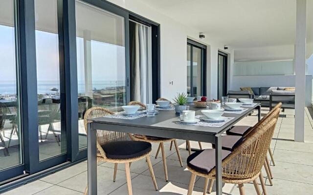 Via Celere 2330 Sea View Apartment