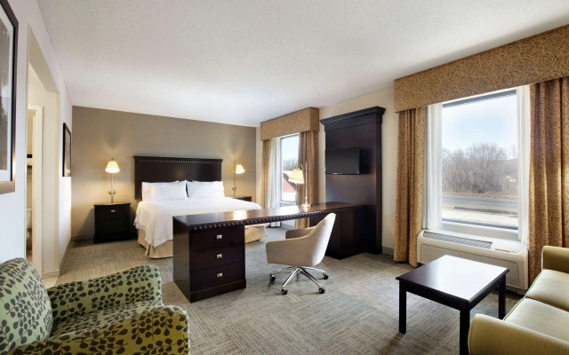Hampton Inn & Suites Mahwah
