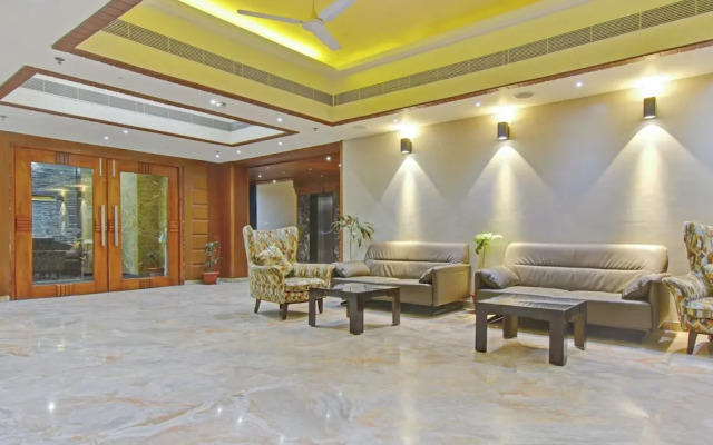 Hotel Mandovin Near Railway Station