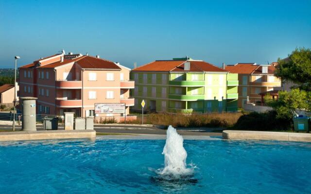 Apartments Premantura Dom