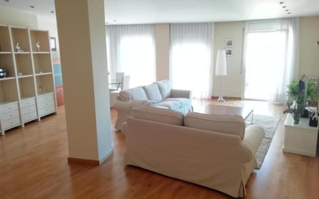 130 m2 luxury apartment in the center of Figueres
