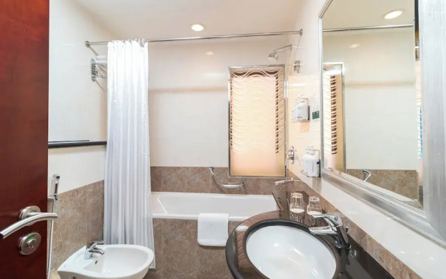 Holiday Inn Suites Kuwait by IHG
