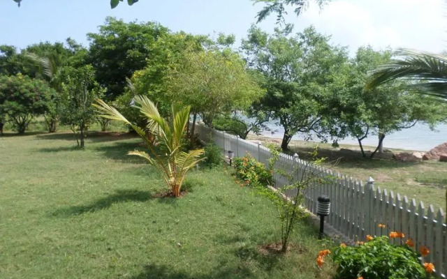 Vista Rooms Nilaveli Beach 2