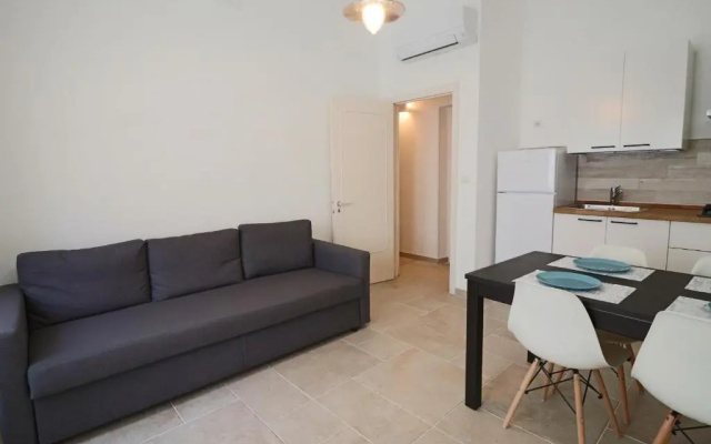 Casa Nausica Elegant Apartment Facing the Aragonese Castle