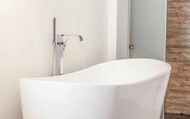 Portia Hotel & Spa