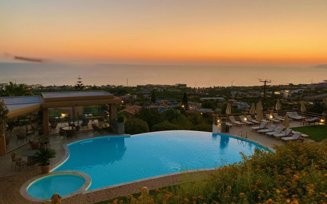 Creta Blue Boutique Hotel & Suites