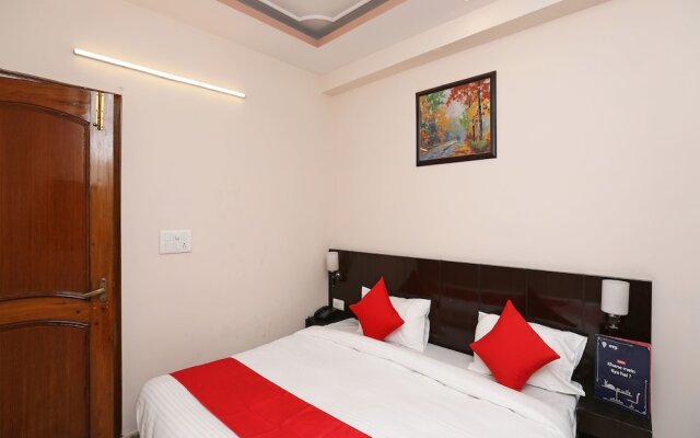 OYO 14390 Hotel Samrat