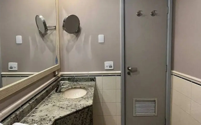 Get a flat-1504 Berrini 4 estrelas