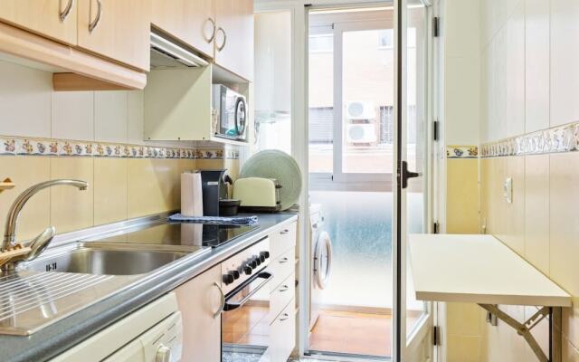 Lovely 1Bed Apt, Sleeps 5 Nr Puente De Vallecas