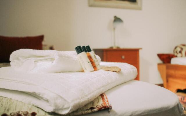 La Duquesa Guest House