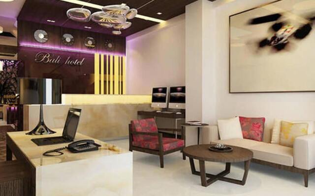 Attica Hotel