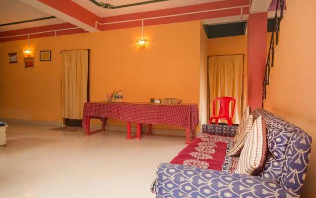 Aritar Lake Home Stay By OYO Rooms