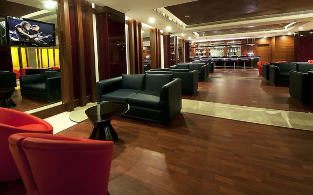 The Golden Plaza Hotel & Spa