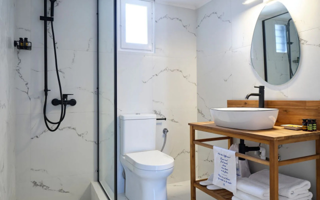 Aria Kimolos Residence