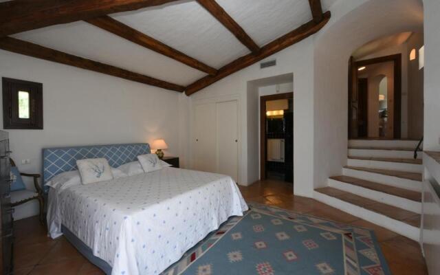 Villa Dianthos - Luxury 7 Bedroom in Porto Cervo