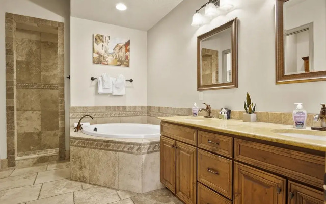 Oasis Escape Resort Amenities