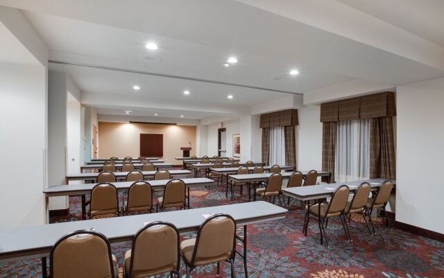 Staybridge Suites Tampa East - Brandon by IHG