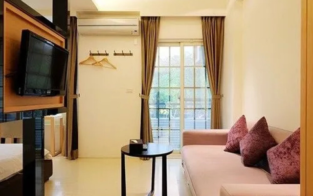 Pisces on the 6th and Breakfast