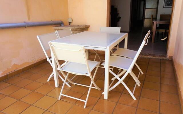 Born 23 - House with Pool in the Centre of Lluchmayor. Free Wifi