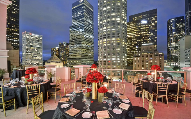 Hilton Checkers Los Angeles