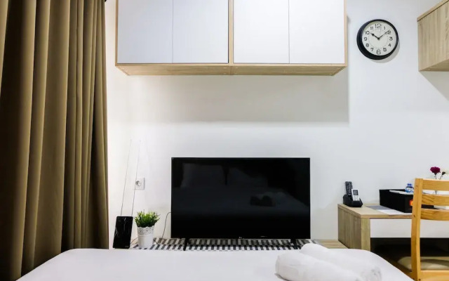 Elegant Studio Apartment at Springwood Residence