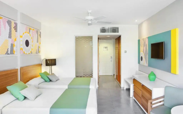 Hotel Playa Vista Azul