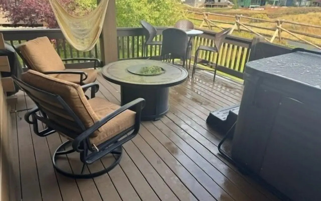 19th Hole 3 Bedroom Cabin