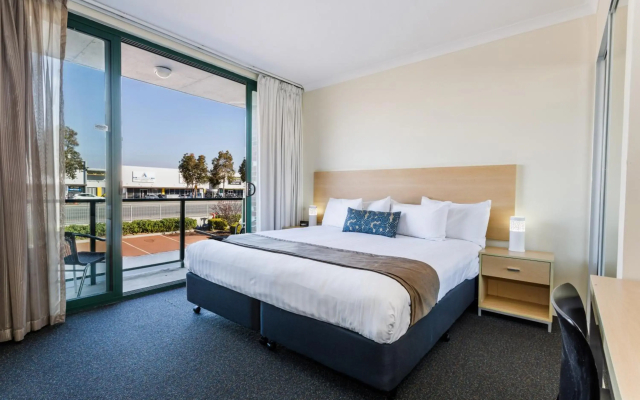 Perth Ascot Central Apartment Hotel