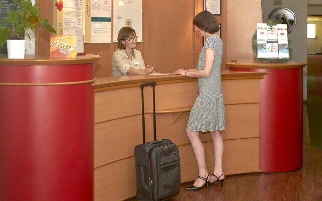 ibis Nuits Saint Georges