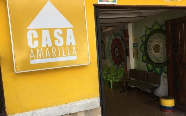 Hostal Casa Amarilla - Hostel