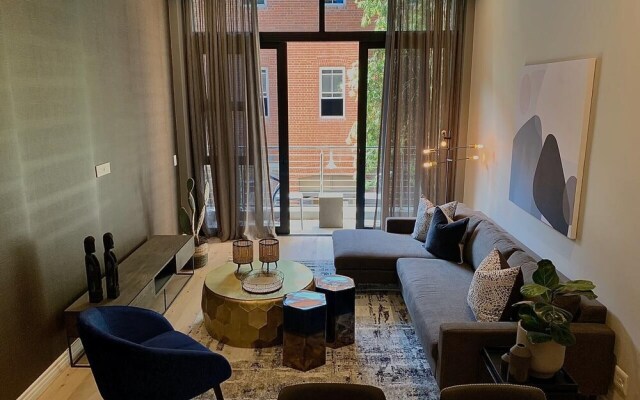 Urban Elephant At The Docklands