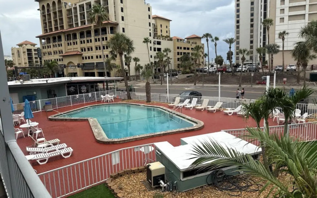 Clearwater Beach Hotel Suites