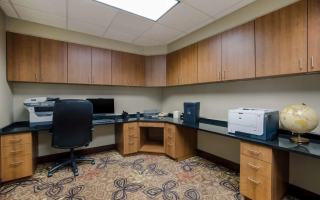 Hampton Inn McHenry