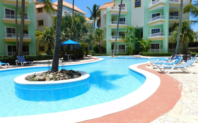 "quiet And Well-kept Apartment Garden Views. Playa Bavaro"