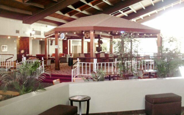 Ramada by Wyndham Shreveport Airport