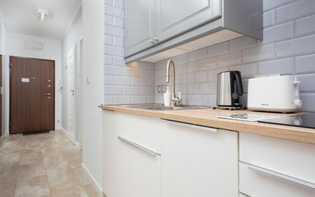 Apartment Warsaw Żoliborz by Renters
