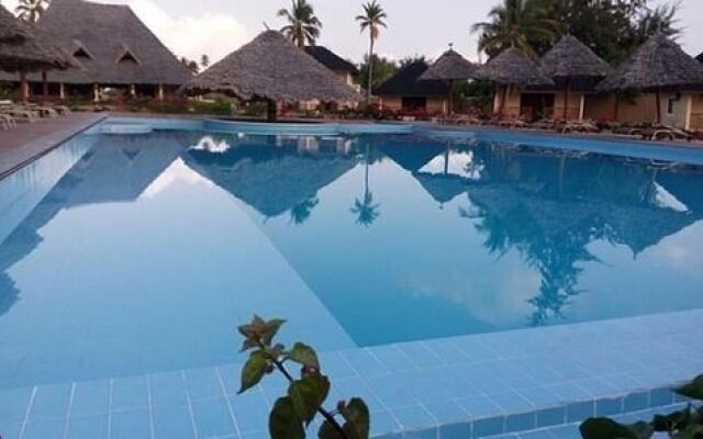 Khulala Ocean Blue Bungalows
