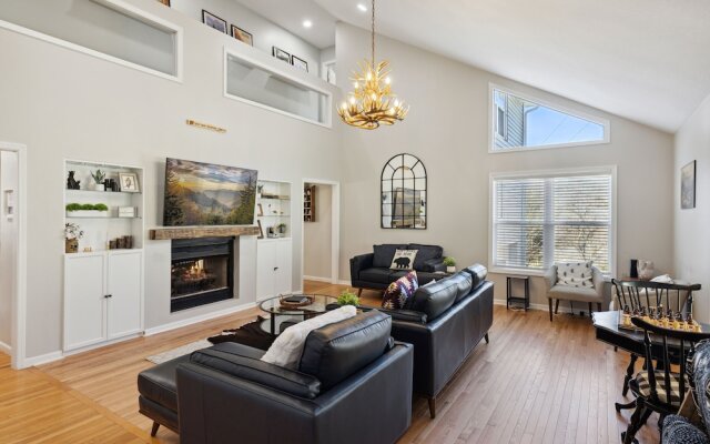 Hawk'S Nest 4 Bedroom Chalet By Redawning