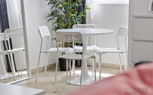 WelHome - Stylish Studio with Park Views in Regent House 2