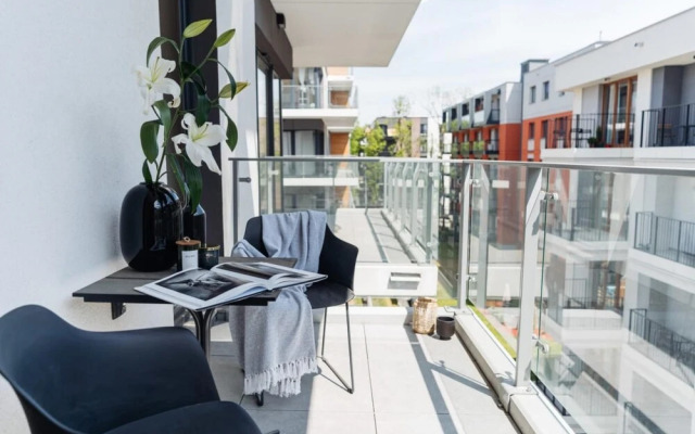 Stylish Apartment With Amazing View in Luxury Residence Parking