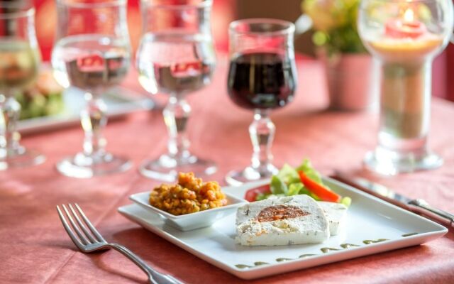 Logis Hotel du Val dAure