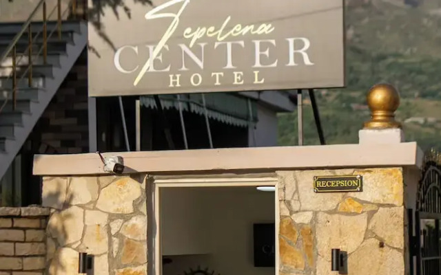 Tepelena Center Hotel