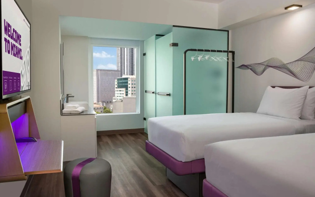 Y Miami