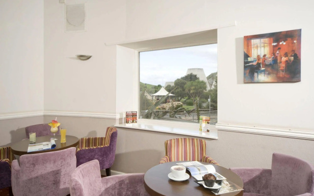 The Dilkhusa Grand Hotel By Compass Hospitality